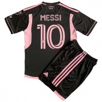 Camisa de time de futebol Inter Miami Lionel Messi #10 Replicas 2º Equipamento Infantil 2023-24 Manga Curta (+ Calças curtas)